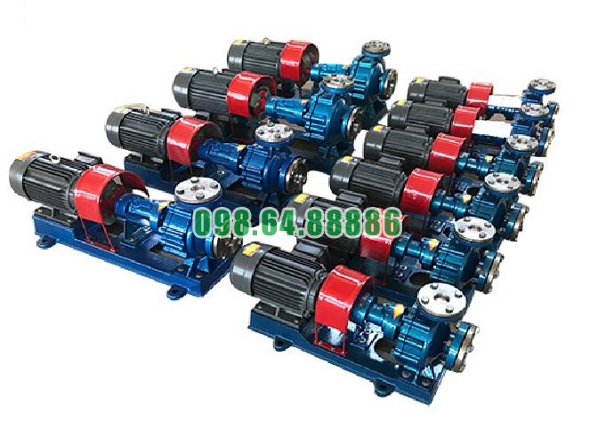 Bơm tuần hoàn dầu công nghiệp RY100-65-200A công suất 22 kW, lưu lượng 94 m3/h, cột áp 44 m